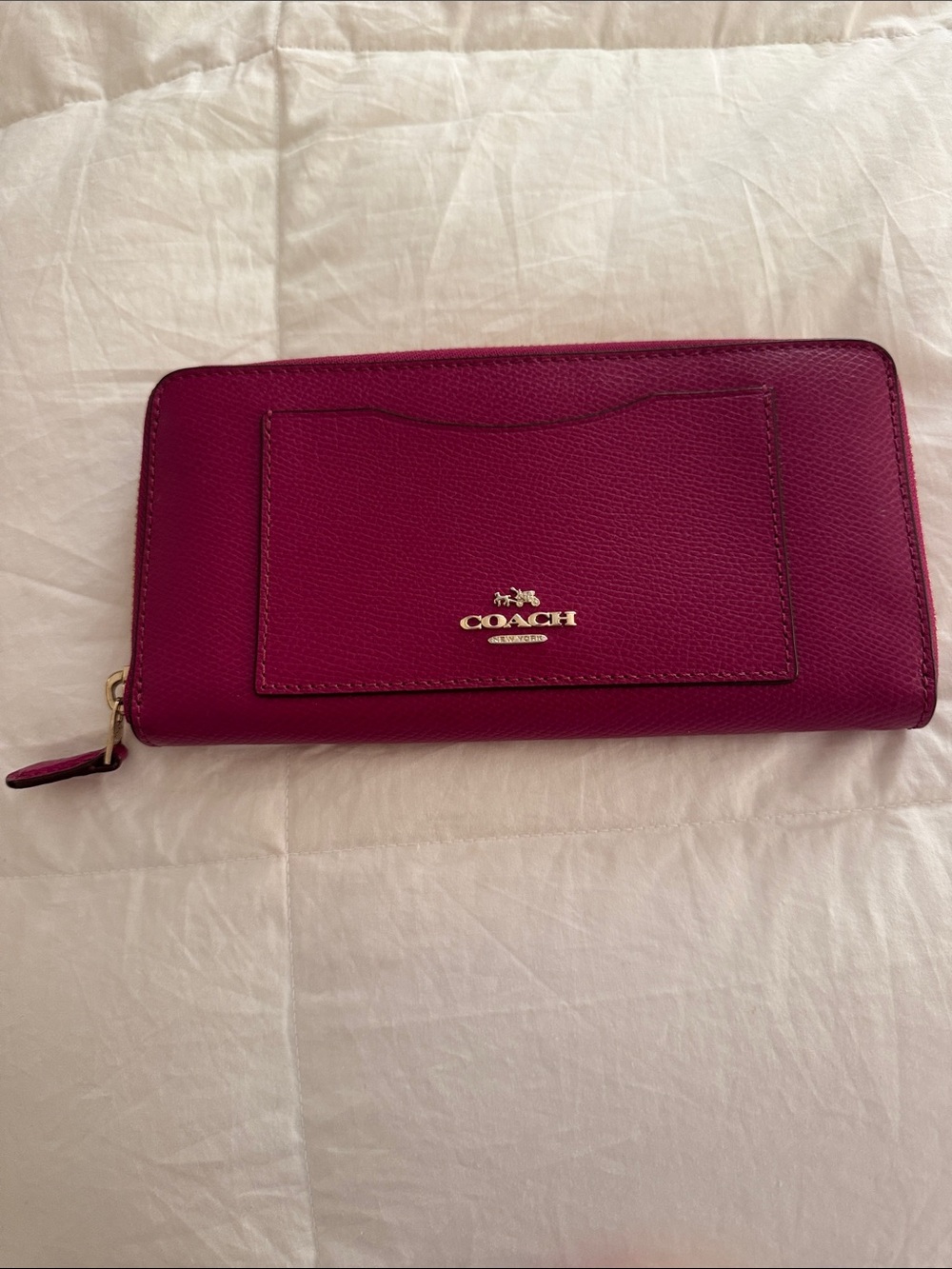 Brand new without tags Coach Zip-Around Pebbled Leather Wallet in Fuchsia
